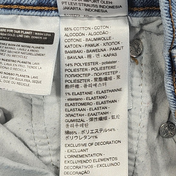 Levi's Wedgie Straight Jeans Womens 26 Blue High Rise Slim Distressed Light Wash - Picture 8 of 15